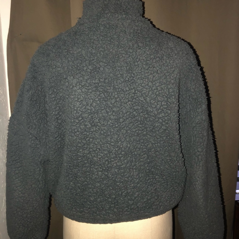 Fluffy jacket - Picture 2 of 6